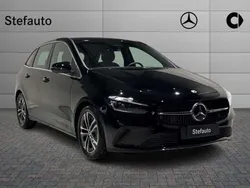 Nero notte Nuova 2025 Mercedes B180 Advanced Monovolume | 35.900 € (Ottimo prezzo)