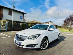Usata 2015 Opel Insignia Business Tre volumi | 5900 € (Buon prezzo)