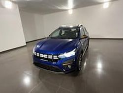 Blu iron Nuova 2025 Dacia Sandero Extreme Due volumi | 17.990 € (Buon prezzo)