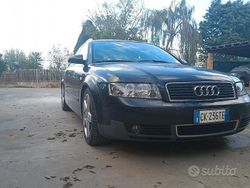 Nero Usata 2003 Audi A4 Tre volumi | 2200 € (Buon prezzo)