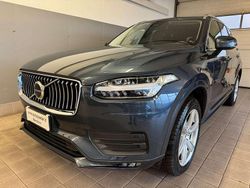 Blu/azzurro Usata 2022 Volvo XC90 Core SUV | 43.950 € (Buon prezzo)