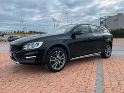 Usata 2017 Volvo V60 CC Business Edition Station wagon | 12.800 € (Super prezzo)