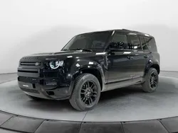 Nero / metallizzato Usata 2022 Land Rover Defender Dynamic SUV | 61.900 € (Buon prezzo)