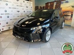 Nero Usata 2023 Renault Clio V Evolution Tre volumi | 17.490 € (Buon prezzo)