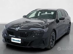 Nero Nuova 2025 BMW i5 M Sport Station wagon | 65.989 € (Super prezzo)