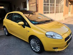 Usata 2009 Fiat Grande Punto Due volumi | 2699 € (Buon prezzo)