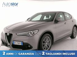 Grigio Usata 2017 Alfa Romeo Stelvio Super SUV | 17.900 € (Buon prezzo)