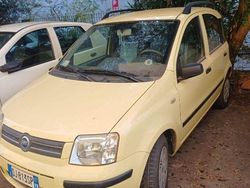 Arancione Usata 2007 Fiat Panda Easy Tre volumi | 4900 € (Buon prezzo)