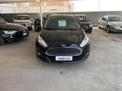 Nero Usata 2014 Ford Fiesta Due volumi | 8500 € (Molto cara)