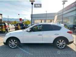 Bianco Usata 2011 Infiniti Ex30 SUV | 6950 €