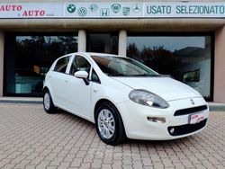 Pastello Usata 2015 Fiat Punto Lounge Tre volumi | 4500 € (Buon prezzo)