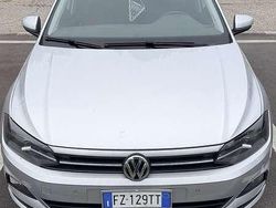 Usata 2019 VW Polo Comfortline Tre volumi | 13.900 € (Cara)