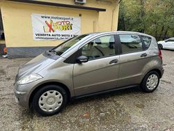 Grigio Usata 2006 Mercedes A150 Avantgarde Tre volumi | 2690 € (Ottimo prezzo)