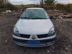 Grigio Usata 2003 Renault Clio II Due volumi | 500 € (Ottimo prezzo)
