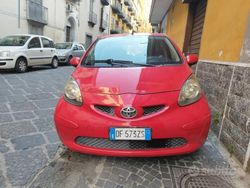 Rosso Usata 2007 Toyota Aygo Due volumi | 2000 € (Ottimo prezzo)