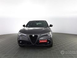Grigio Usata 2023 Alfa Romeo Stelvio Veloce SUV | 33.900 € (Buon prezzo)