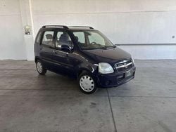 Blu/azzurro Usata 2005 Opel Agila Edition Due volumi | 2500 € (Buon prezzo)