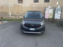 Grigio Usata 2022 VW Caddy Maxi Monovolume | 23.900 € (Buon prezzo)