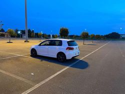 Bianco Usata 2011 VW Golf VI Edition Tre volumi | 6000 € (Molto cara)