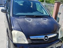 Nero Usata 2010 Opel Meriva Monovolume | 1400 € (Super prezzo)