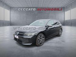 Grigio Nuova 2025 VW Golf VIII Life Tre volumi | 33.950 € (Ottimo prezzo)