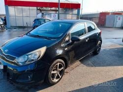 Nero Usata 2012 Kia Rio EX Tre volumi | 3000 € (Ottimo prezzo)