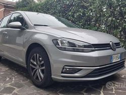 Grigio Usata 2018 VW Golf VII Tre volumi | 15.000 € (Buon prezzo)