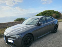 Grigio Usata 2018 Alfa Romeo Giulia Tre volumi | 21.900 € (Molto cara)