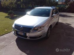 Grigio Usata 2007 VW Passat Tre volumi | 4200 € (Buon prezzo)
