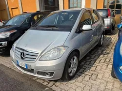 Argento Usata 2011 Mercedes A160 Edition Monovolume | 5950 € (Buon prezzo)