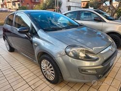Nero Usata 2010 Fiat Punto Tre volumi | 1899 € (Ottimo prezzo)