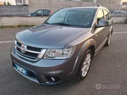 Grigio Usata 2011 Fiat Freemont Black Code SUV | 4800 € (Buon prezzo)
