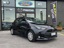 Nero Usata 2021 Toyota Yaris Business Edition Tre volumi | 14.900 € (Buon prezzo)