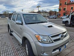 Grigio Usata 2007 Toyota HiLux Pick-up | 16.000 € (Buon prezzo)