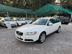 Bianco Usata 2010 Volvo V70 Station wagon | 6800 € (Buon prezzo)