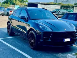 Usata 2019 Porsche Macan SUV | 45.000 € (Buon prezzo)