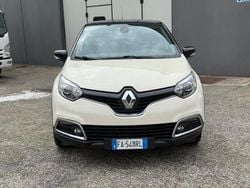 Giallo Usata 2015 Renault Captur Iconic SUV | 6500 € (Buon prezzo)