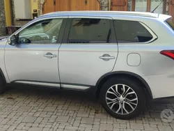 Usata 2016 Mitsubishi Outlander SUV | 14.000 €
