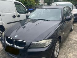 Nero Usata 2009 BMW 318 Efficient Dynamics Station wagon | 1500 €