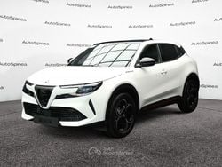 Bianco Nuova 2025 Alfa Romeo Junior Edizione Speciale SUV | 28.800 € (Buon prezzo)