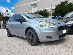 Grigio Usata 2007 Fiat Grande Punto Due volumi | 990 € (Ottimo prezzo)