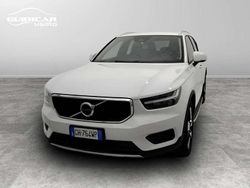 Bianco Usata 2022 Volvo XC40 Momentum SUV | 19.900 € (Ottimo prezzo)