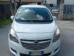 Bianco Usata 2014 Opel Meriva Monovolume | 3300 € (Buon prezzo)