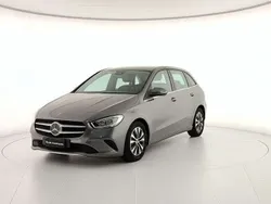 Grigio montagna Usata 2021 Mercedes B180 Monovolume | 25.900 € (Buon prezzo)