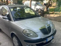 Usata 2004 Lancia Ypsilon Due volumi | 1390 € (Buon prezzo)
