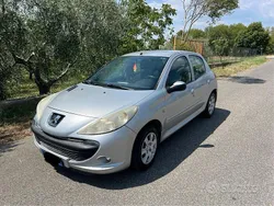 Grigio Usata 2010 Peugeot 206+ Due volumi | 1590 € (Ottimo prezzo)