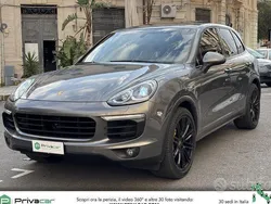Grigio Usata 2015 Porsche Cayenne SUV | 27.300 € (Buon prezzo)