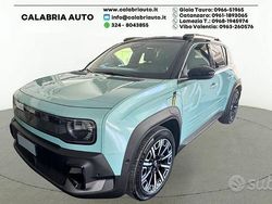 Verde Nuova 2025 Renault R4 Komfort Tre volumi | 36.500 €