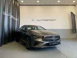 Grigio scuro Usata 2023 Mercedes CLA180 Advanced Tre volumi | 33.900 € (Buon prezzo)
