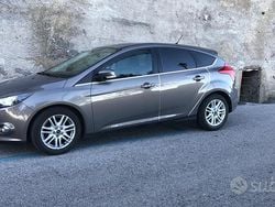 Usata 2012 Ford Focus Tre volumi | 6400 € (Buon prezzo)